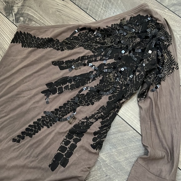 Dress - Picture 2 of 3